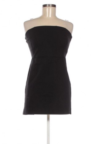 Šaty  Stradivarius, Velikost L, Barva Černá, Cena  438,00 Kč