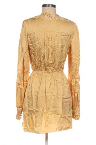 Šaty  Tigerlily, Velikost M, Barva Žlutá, Cena  759,00 Kč