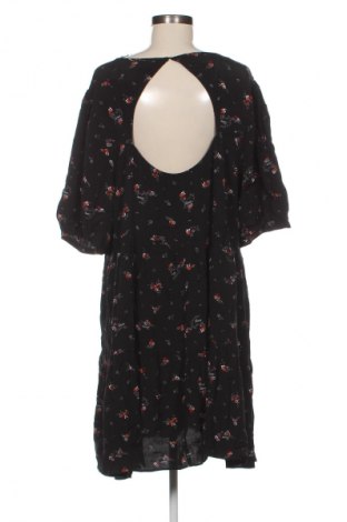 Рокля Tommy Jeans, Размер XXL, Цвят Многоцветен, Цена 31,18 €