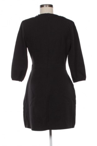 Sukienka Trendyol, Rozmiar M, Kolor Czarny, Cena 27,99 zł