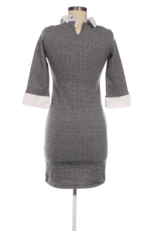 Šaty  Unbranded, Velikost M, Barva Vícebarevné, Cena  203,00 Kč