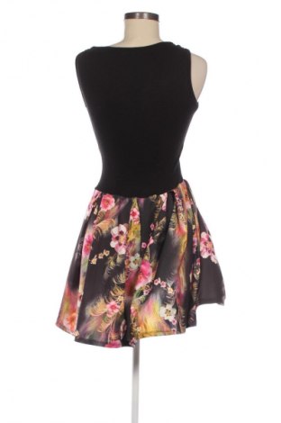 Šaty  Unbranded, Velikost S, Barva Vícebarevné, Cena  299,00 Kč