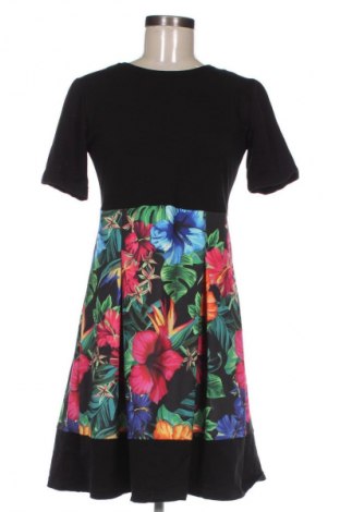 Рокля Unbranded, Размер S, Цвят Многоцветен, Цена 12,27 €