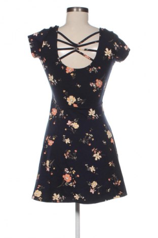 Рокля Unbranded, Размер S, Цвят Многоцветен, Цена 12,27 €