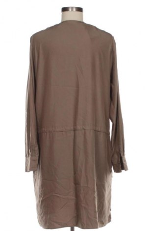 Φόρεμα Uniqlo, Μέγεθος L, Χρώμα Καφέ, Τιμή 29,99 €