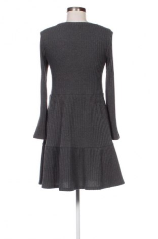Šaty  VILA, Velikost XS, Barva Šedá, Cena  49,00 Kč