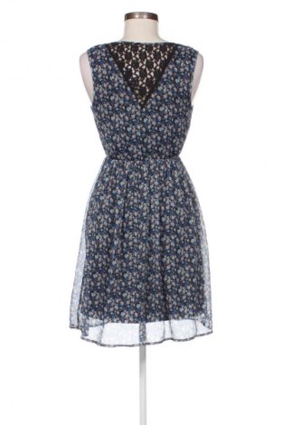 Sukienka Vero Moda, Rozmiar XS, Kolor Kolorowy, Cena 28,99 zł