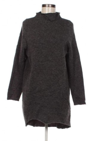 Рокля Vero Moda, Размер XS, Цвят Сив, Цена 2,04 €