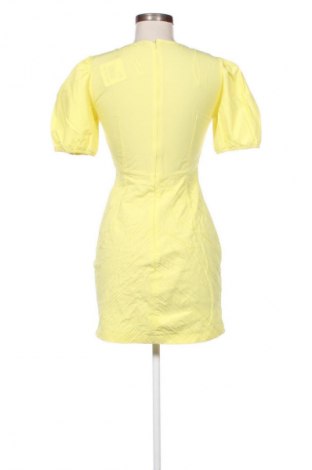 Sukienka Zara, Rozmiar S, Kolor Żółty, Cena 72,99 zł