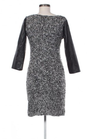 Šaty  Zara, Velikost M, Barva Vícebarevné, Cena  319,00 Kč