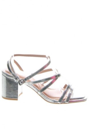 Sandale New Look, Mărime 39, Culoare Argintiu, Preț 25,72 Lei