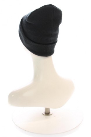 Шапка Calvin Klein Jeans, Цвят Черен, Цена 10,73 €