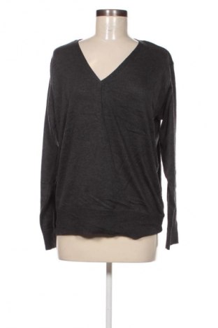 Dámský svetr Jean Pascale, Velikost M, Barva Šedá, Cena  29,00 Kč