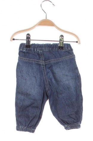 Dětské džíny  H&M, Velikost 2-3m/ 56-62 cm, Barva Modrá, Cena  49,00 Kč