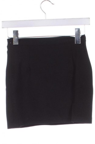 Spódnica SHEIN, Rozmiar XS, Kolor Czarny, Cena 6,99 zł