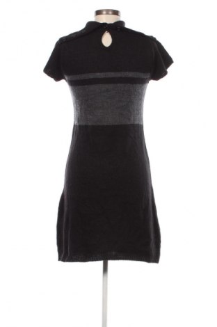 Šaty  Promod, Velikost M, Barva Černá, Cena  29,00 Kč