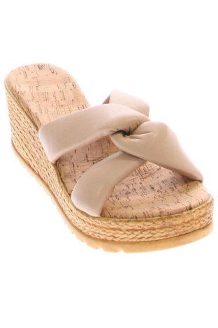 Γυναικείες παντόφλες Unbranded, Μέγεθος 39, Χρώμα  Μπέζ, Τιμή 23,99 €