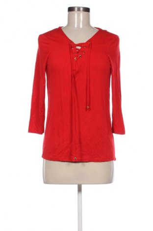 Dámská halenka F&F, Velikost XS, Barva Červená, Cena  49,00 Kč