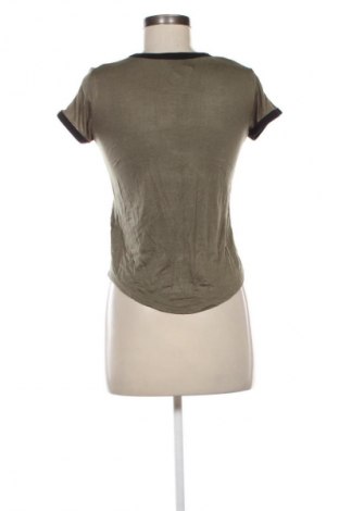 Bluzka damska Fb Sister, Rozmiar XS, Kolor Kolorowy, Cena 22,99 zł