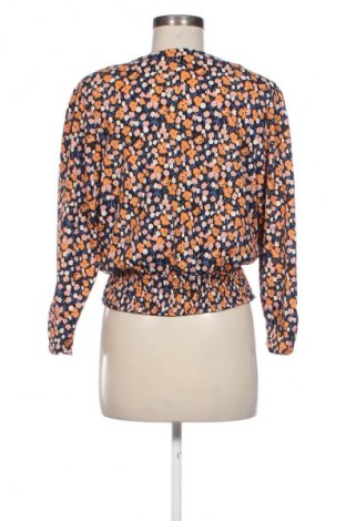 Bluză de femei Melting Stockholm, Mărime M, Culoare Multicolor, Preț 7,99 Lei