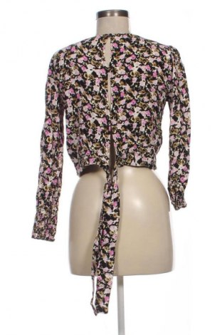 Γυναικεία μπλούζα ONLY, Μέγεθος S, Χρώμα Πολύχρωμο, Τιμή 1,99 €