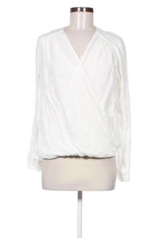 Dámská halenka Part Two, Velikost M, Barva Bílá, Cena  229,00 Kč