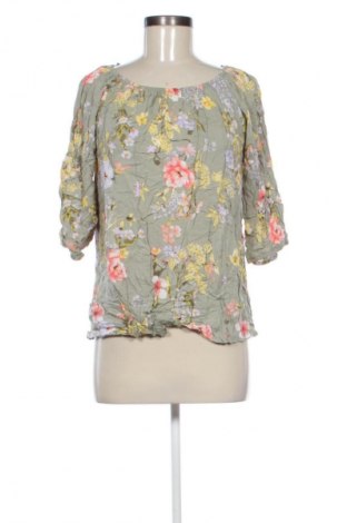 Bluză de femei Unbranded, Mărime S, Culoare Multicolor, Preț 8,99 Lei, #134245598