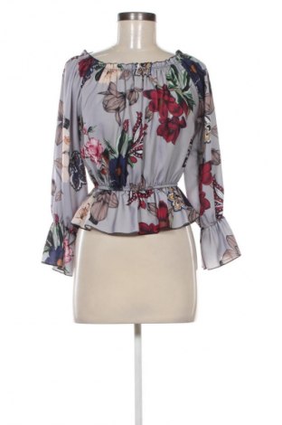 Дамска блуза Unbranded, Размер S, Цвят Многоцветен, Цена 4,74 €