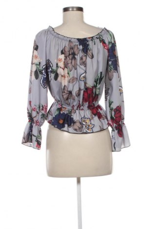 Дамска блуза Unbranded, Размер S, Цвят Многоцветен, Цена 4,74 €