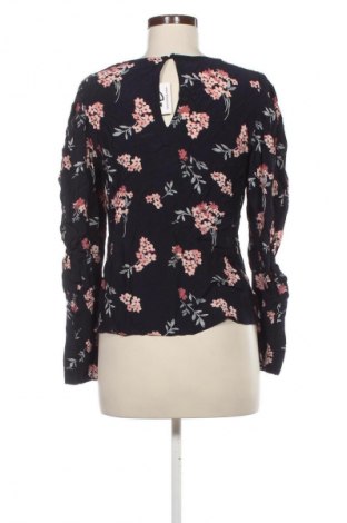 Γυναικεία μπλούζα Vero Moda, Μέγεθος S, Χρώμα Πολύχρωμο, Τιμή 4,99 €