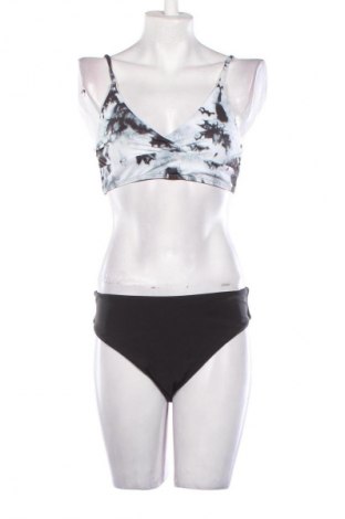 Дамски бански SHEIN, Размер L, Цвят Многоцветен, Цена 39,88 €