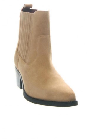 Дамски боти Tommy Hilfiger, Размер 38, Цвят Кафяв, Цена 55,21 €