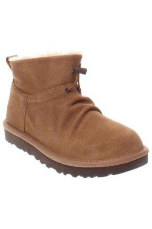 Дамски боти UGG Australia, Размер 38, Цвят Кафяв, Цена 135,49 €