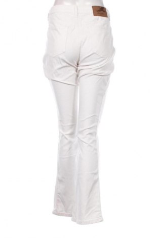 Damen Jeans Arizona, Größe L, Farbe Weiß, Preis 9,99 €
