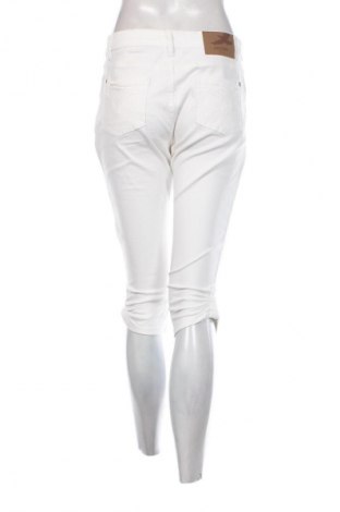 Damen Jeans Arizona, Größe M, Farbe Weiß, Preis 9,99 €