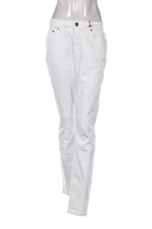 Damen Jeans Arizona, Größe L, Farbe Weiß, Preis 9,99 €