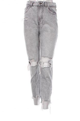 Дамски дънки Bershka, Размер S, Цвят Сив, Цена 7,73 €