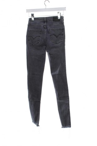 Дамски дънки Levi's, Размер XXS, Цвят Сив, Цена 9,20 €