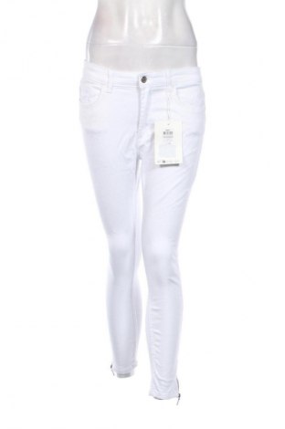 Damen Jeans ONLY, Größe M, Farbe Weiß, Preis 11,99 €