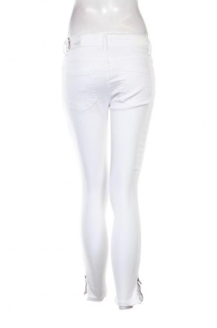 Damen Jeans ONLY, Größe M, Farbe Weiß, Preis 8,99 €