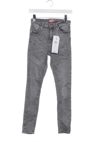 Damen Jeans ONLY, Größe XS, Farbe Grau, Preis 8,99 €