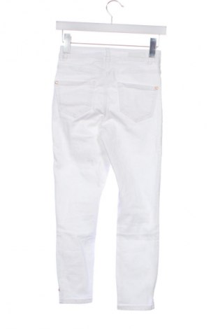 Γυναικείο Τζίν Orsay, Μέγεθος XS, Χρώμα Λευκό, Τιμή 2,99 €