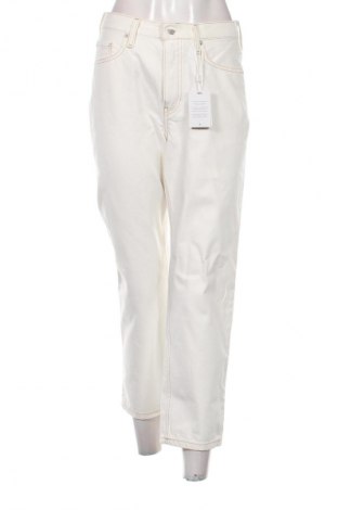Damskie jeansy Tommy Hilfiger, Rozmiar M, Kolor Biały, Cena 175,99 zł