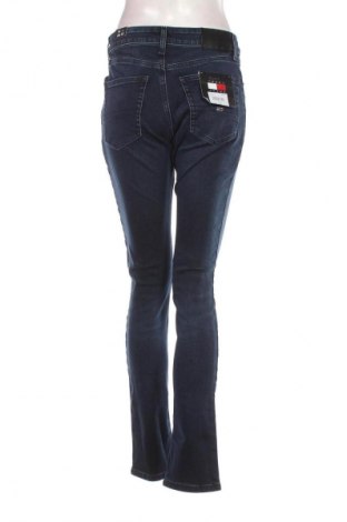Дамски дънки Tommy Jeans, Размер S, Цвят Син, Цена 89,47 €