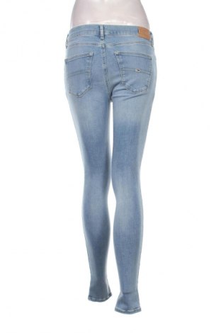 Damskie jeansy Tommy Jeans, Rozmiar S, Kolor Niebieski, Cena 158,99 zł