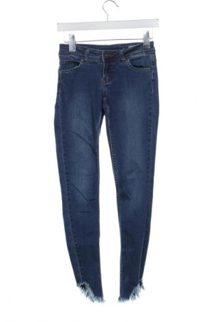 Damskie jeansy Vero Moda, Rozmiar S, Kolor Niebieski, Cena 22,99 zł