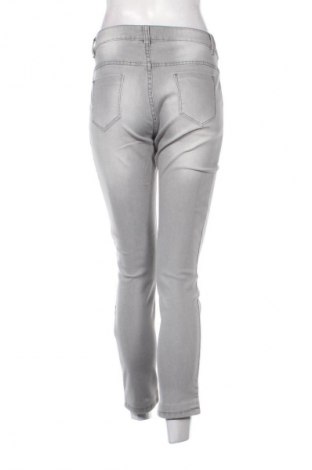 Дамски дънки Unbranded, Размер M, Цвят Сив, Цена 4,09 €