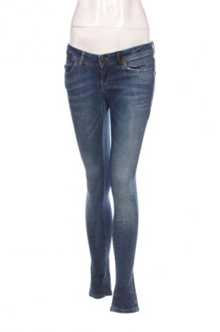 Дамски дънки Vero Moda, Размер M, Цвят Син, Цена 3,57 €