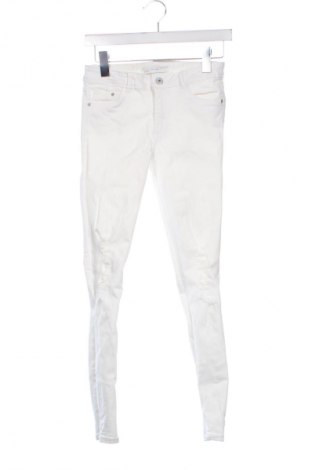 Dámske džínsy  Zara, Veľkosť XS, Farba Biela, Cena  8,23 €