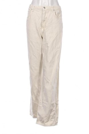 Дамски дънки Zara, Размер XL, Цвят Екрю, Цена 22,49 €, #134314950
